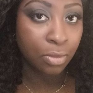 Meet your Posher, Mechelle